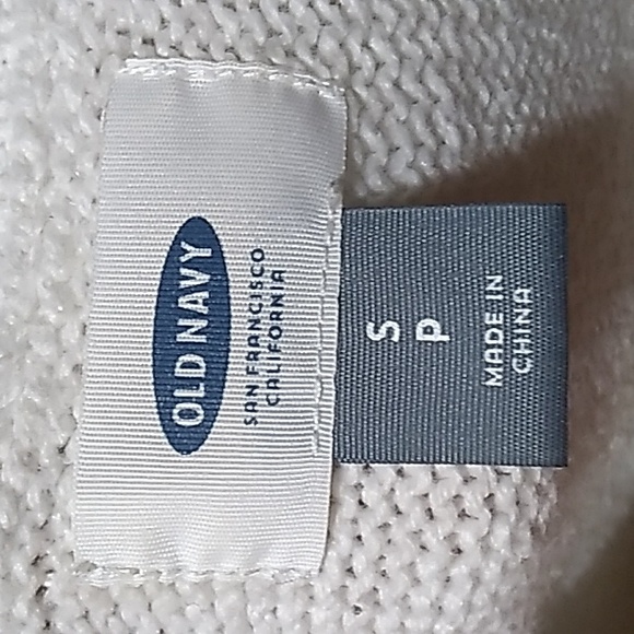 Old Navy Comfy Sweater-- (Womans size small) - Picture 5 of 9